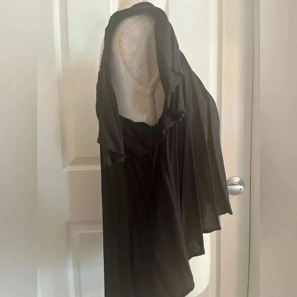 Altar’d‎ State Off-shoulder Black Top size Small - Picture 5 of 9